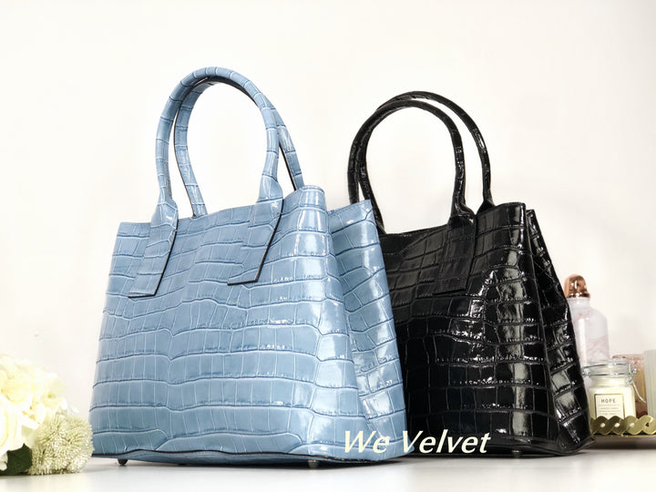 Geantă bleu ciel piele naturală Ariadna – We Velvet