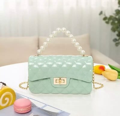 Geantă mini verde pastel din silicon pentru telefonul mobil Annebelle